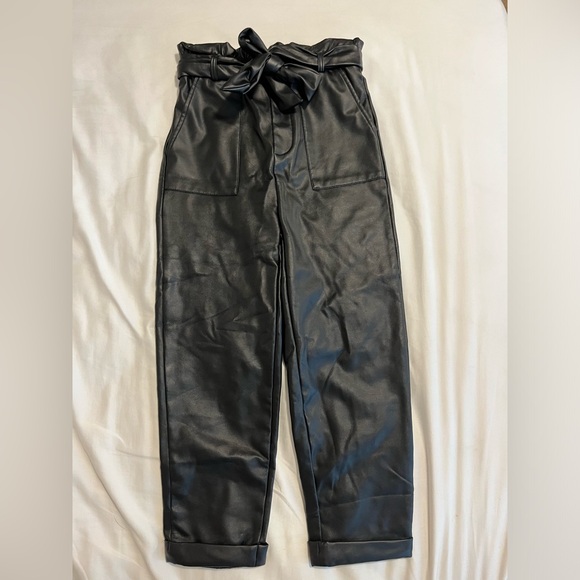 Bloomingdale's Other - NWOT - Bloomingdale’s Aqua girls cuffed bow leather pants